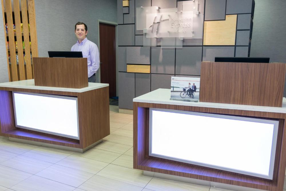 Holiday Inn Express Hotel & Suites Athens by IHG